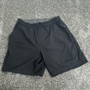 Rhone 7” Mako Shorts Unlined
